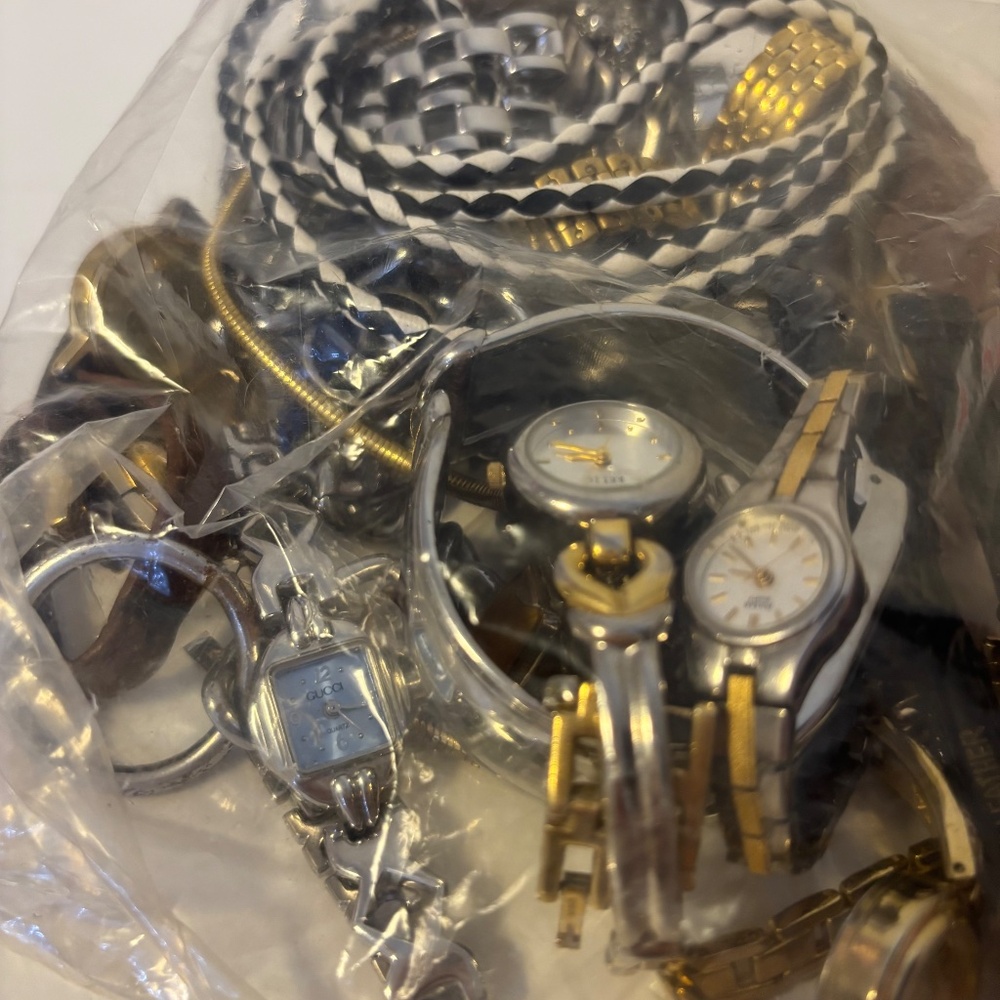 Lot Bundle Bag of Mystery Jewelry 2 Pounds Vintage Designer Assorted Quality - Picture 8 of 9